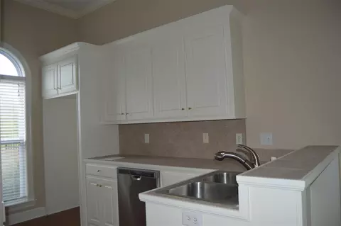 110 Courtyards Dr, Pearl, MS 39208 photo 9