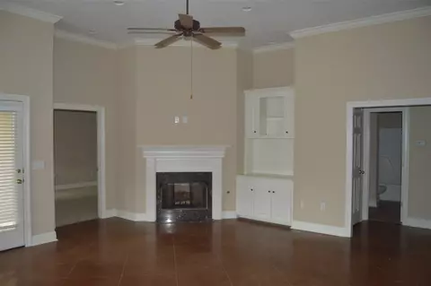 110 Courtyards Dr, Pearl, MS 39208 photo 3
