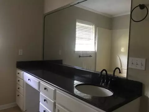 563 Oak Ridge Rd, Brandon, MS 39042 photo 13