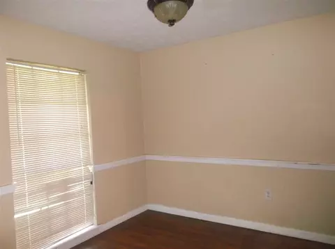 5227 Brookhollow Dr, Jackson, MS 39212 photo 3