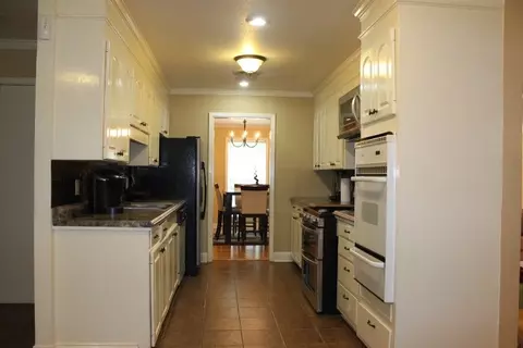 6088 Waverly Dr, Jackson, MS 39206 photo 5