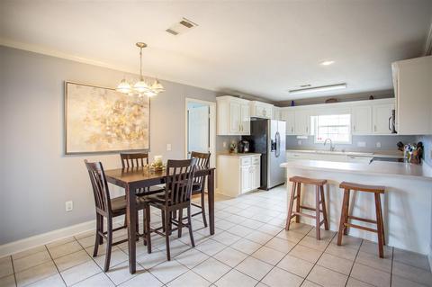 106 Creekside Dr, Canton, MS 39046 photo 8