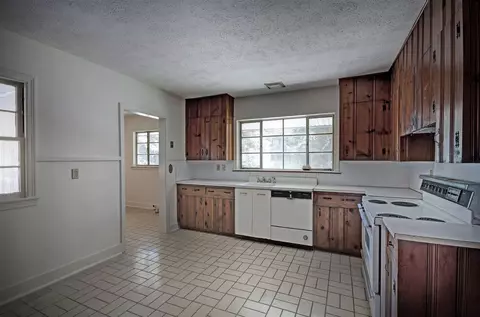 1024 Davis Cv, Jackson, MS 39209 photo 11