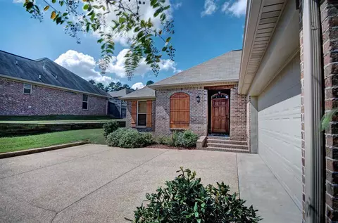 529 Glensview Dr, Brandon, MS 39047 photo 4