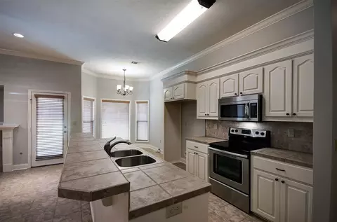 529 Glensview Dr, Brandon, MS 39047 photo 10