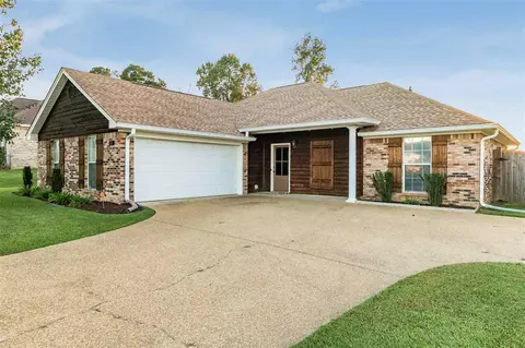331 Willow Run, Pearl, MS 39208 photo 4