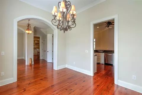 557 Silverstone Dr, Madison, MS 39110 photo 8