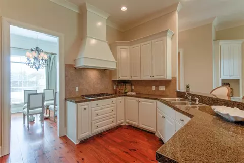 557 Silverstone Dr, Madison, MS 39110 photo 9