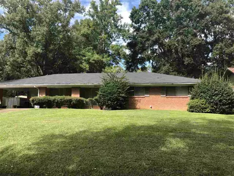 1126 Winnrose St, Jackson, MS 39211 photo 1