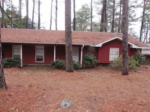 1152 Ferncrest Dr, Jackson, MS 39211 photo 2