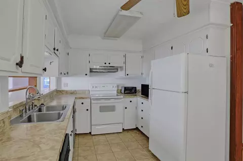 1746 Mcgee St, Jackson, MS 39204 photo 3