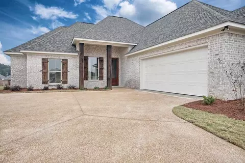330 Emerald Way, Brandon, MS 39047 photo 1