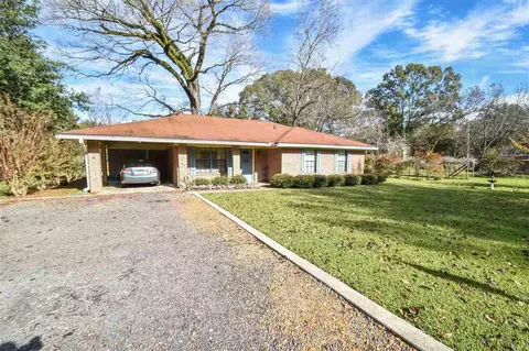 103 Morgan St, Florence, MS 39073 photo 1
