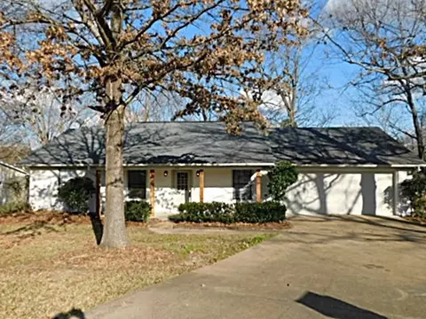 104 Downing St, Clinton, MS 39056 photo 1