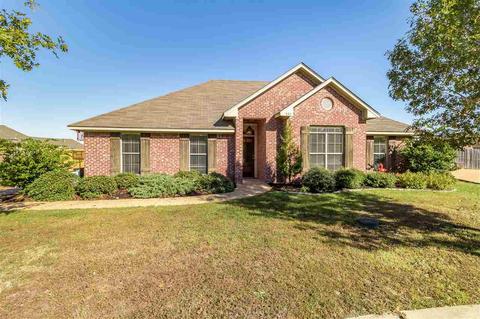 325 Fairview Dr, Brandon, MS 39047 photo 1
