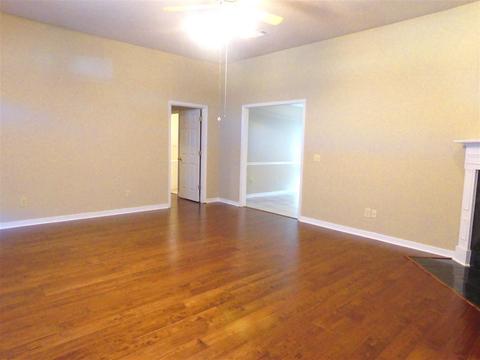 923 Mountain Crest Dr, Byram, MS 39272 photo 7