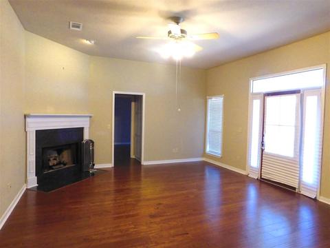 923 Mountain Crest Dr, Byram, MS 39272 photo 6