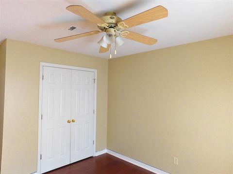 923 Mountain Crest Dr, Byram, MS 39272 photo 11