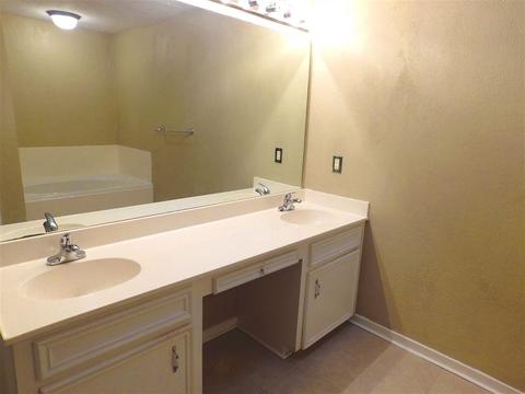 923 Mountain Crest Dr, Byram, MS 39272 photo 20