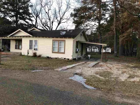 312 E Fourth St, Forest, MS 39074 photo 2