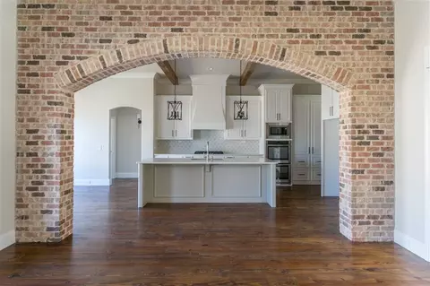 404 Brazos Dr, Brandon, MS 39047 photo 8