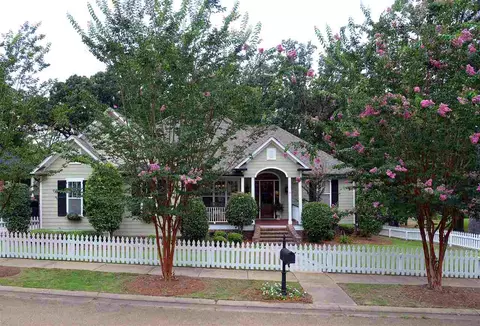 109 Heights Dr, Clinton, MS 39056 photo 2