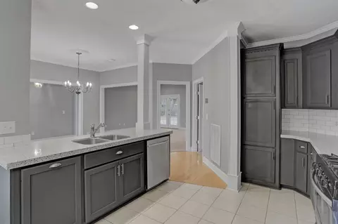 301 Peppertree Cv, Brandon, MS 39047 photo 9