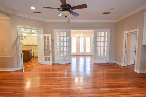 414 Point Dr, Brandon, MS 39047 photo 7