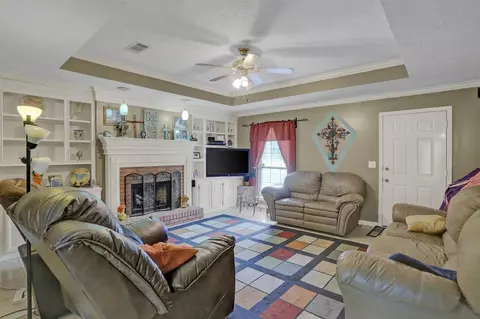 211 Oakbrook Dr, Brandon, MS 39047 photo 6