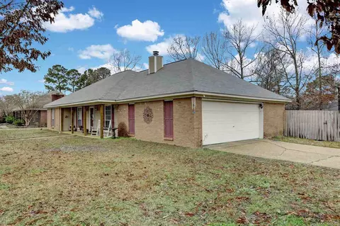 211 Oakbrook Dr, Brandon, MS 39047 photo 3