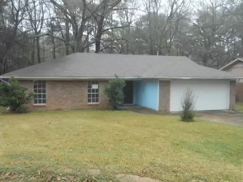 116 Sharon Hills Dr, Jackson, MS 39212 photo 1