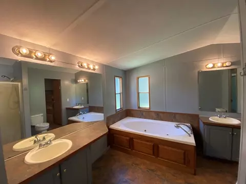 1047 Loom St, Wesson, MS 39191 photo 14