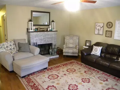 114 Lance Dr, Brandon, MS 39042 photo 3