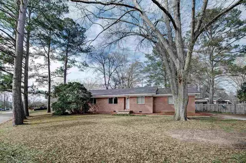 2230 Upper Dr, Pearl, MS 39208 photo 1