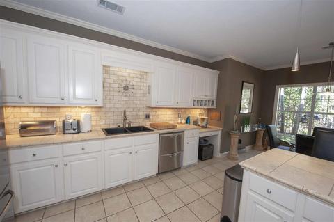 5976 Libby Ln, Jackson, MS 39211 photo 7