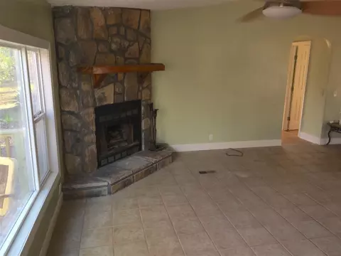 137 Sterling Oaks Dr, Brandon, MS 39042 photo 2