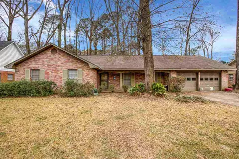 5635 Warwick Dr, Jackson, MS 39211 photo 1
