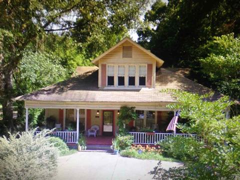 322 E Jefferson St, Kosciusko, MS 39090 photo 1