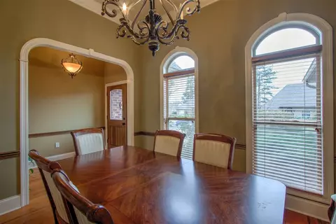 105 Willow Crest Cir, Brandon, MS 39047 photo 10