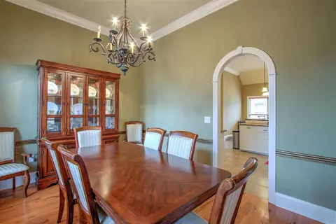 105 Willow Crest Cir, Brandon, MS 39047 photo 9