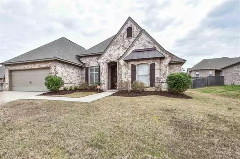 273 Bellamy Ct, Flowood, MS 39232 photo 2