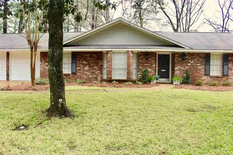5336 Red Fox Rd, Jackson, MS 39211 photo 2