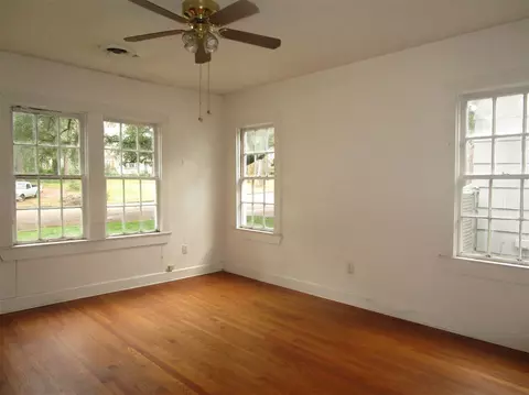 4017 Pine Hill Dr, Jackson, MS 39206 photo 12