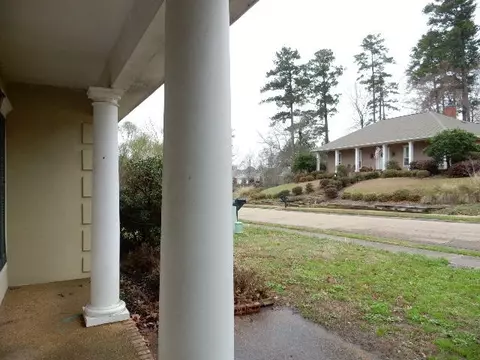 102 Formosa Dr, Brandon, MS 39047 photo 4