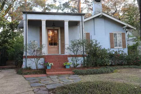 1615 Pinehurst Pl, Jackson, MS 39202 photo 1