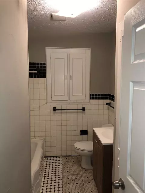 349 Broadmoor Dr, Jackson, MS 39206 photo 9