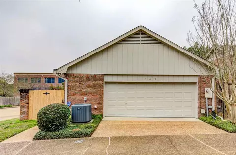 202 Meadow Knoll Dr, Jackson, MS 39211 photo 3