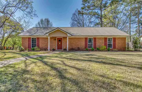 174 Summit Ridge Dr, Brandon, MS 39042 photo 1