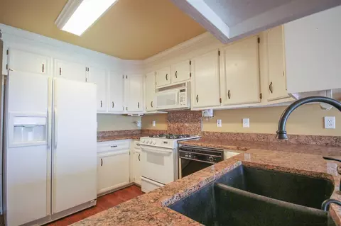 322 Colonial Dr, Madison, MS 39110 photo 8