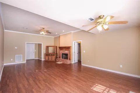 322 Colonial Dr, Madison, MS 39110 photo 3